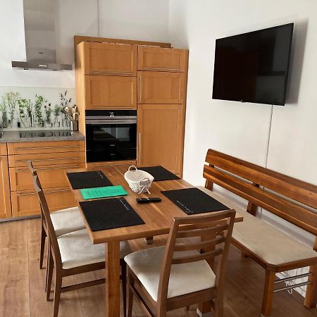Schiller Apartment Мюнхберґ Екстер'єр фото