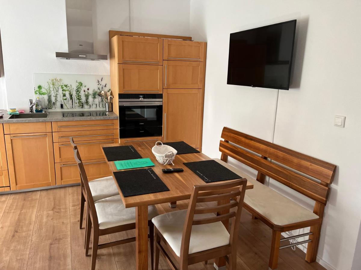 Schiller Apartment Мюнхберґ Екстер'єр фото